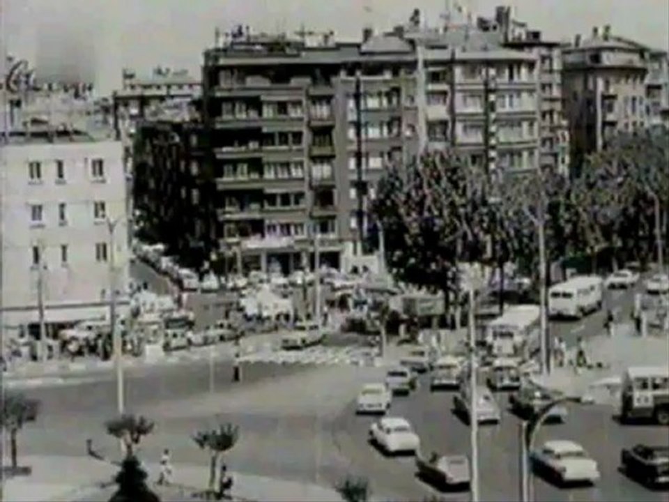 1970 Sevdiğim Uşak Filminin Jeneriğinden İSTANBUL