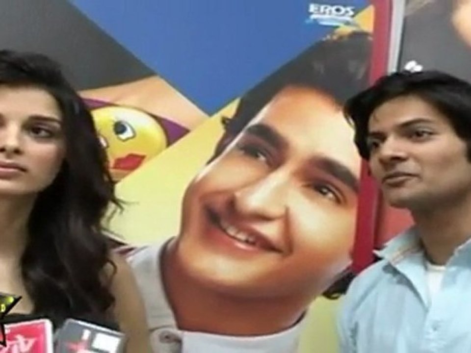 Always Kabhi Kabhi Stars Ali Fazal & Giselle Monteiro Says School Times Are The Best Times