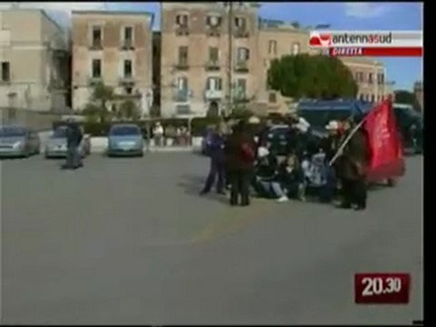 TG 11.02.10 Forse una svolta per i disoccupati organizzati di Taranto