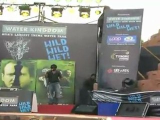 Talented "Prashant Narayan" Delivers Dialogue Of His Film "Bhindi Bazaar Inc" At Water Kingdom