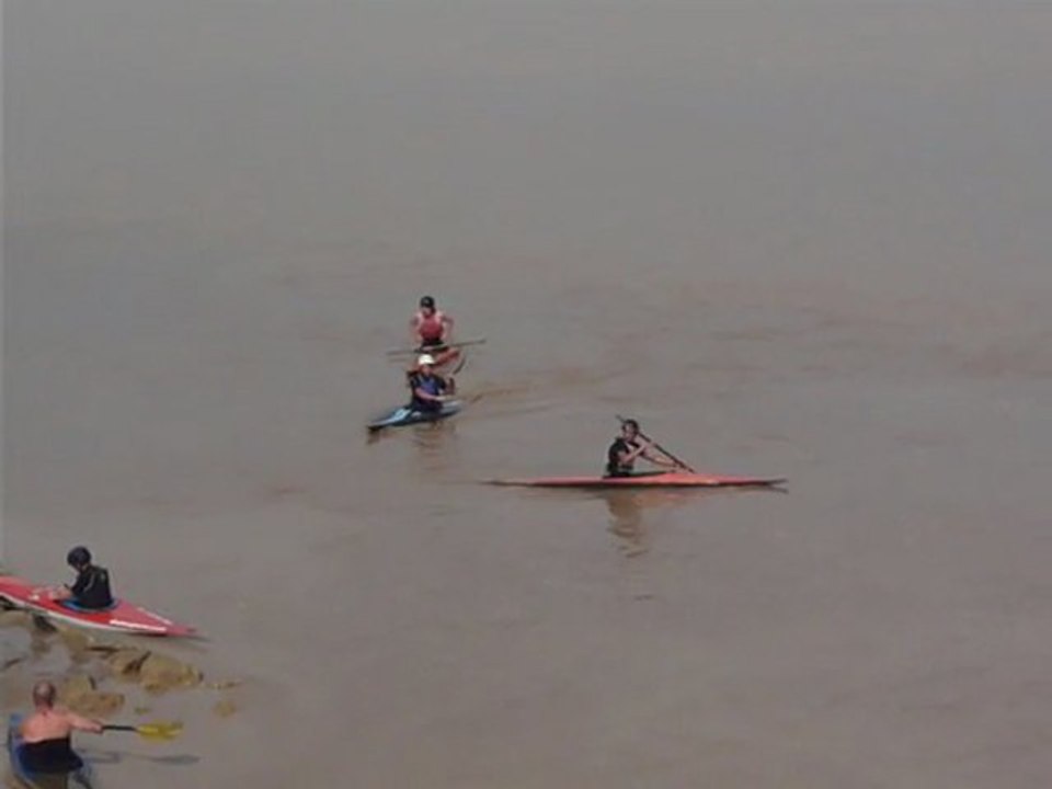 Fête du Mascaret St Pardon de Vayres -démonstration de canoe-kayak club de Corrèze 2