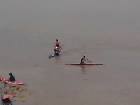Fête du Mascaret St Pardon de Vayres -démonstration de canoe-kayak club de Corrèze 2