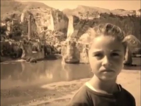 Destan Dogan - Emîne li Amedê dimîne! Ji bo dîmenan spasî bo Onur Cansiz.