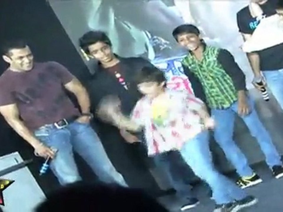 Hilarious Salman Khan Speaks About Cast Of "Chillar Party"
