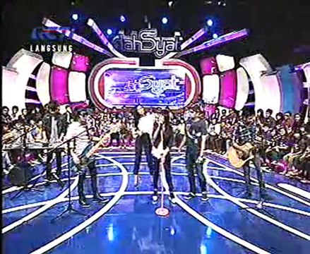 geisha @dahsyat 13-9-2011 seru2an di dahsyat