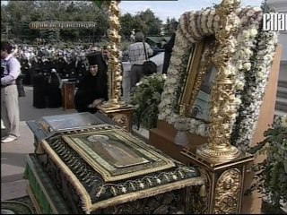 Божественная Литургия в Дивеево (2-я часть)