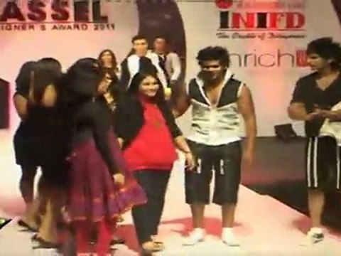 Hot babes on ramp for TASSEL Designer's Awards 2011
