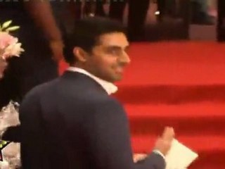 Abhishek Bachchan Avoids Rani Mukherji At Taj Musical Night