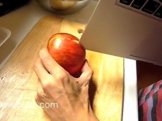 Apple (Macbook Air) vs. Apple - Welovebuzz.com