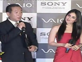 Drope Dead Gorgeous Kareena Kapoor in A Sexy One Shoulder Dress