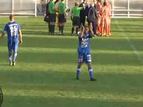 Foot N1 : Le Poiré Sur Vie / Bayonne (0 à 0)