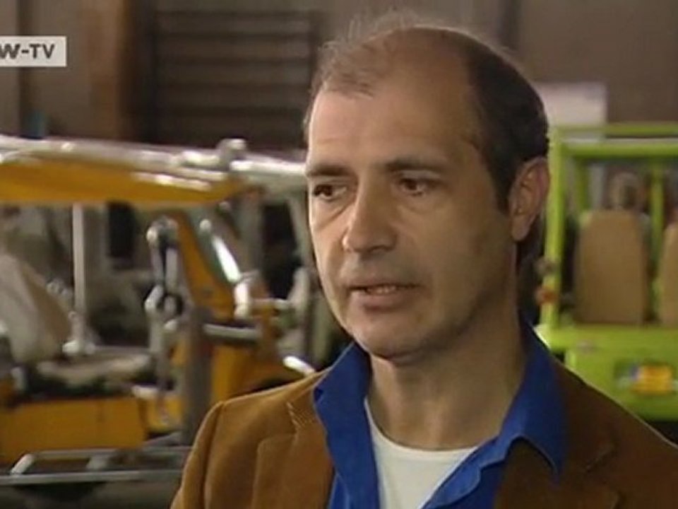 TukTuks Arrive in Europe | Global 3000