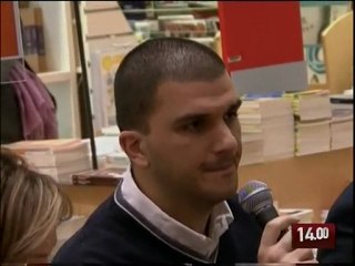 TG 12.03.10 Alla Feltrinelli di Bari presentato il libro "420 grammi"