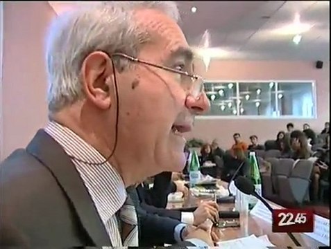 TG 18.03.10 Bari, Qui nessuno è straniero