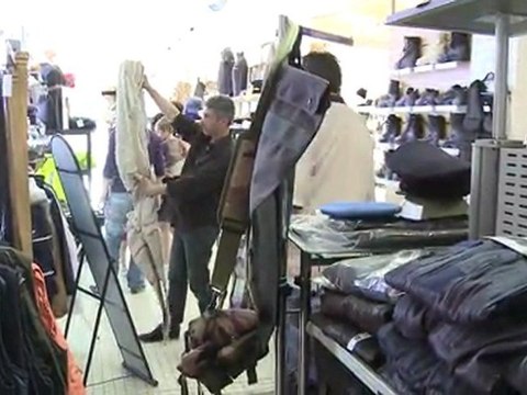 Chap 1 - je suis Pierrick Sorin, je suis un artiste, et je tourne des pages