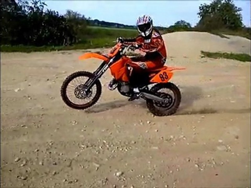 Family Moto-Cross : KTM SX 125cc, YAMAHA YZ 125cc et  YZ 80