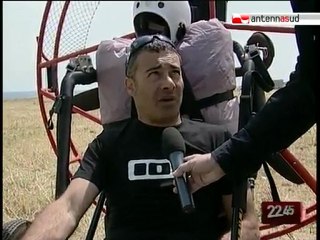 TG 29.05.10 Monopoli, raduno nazionale degli appassionati di paramotore