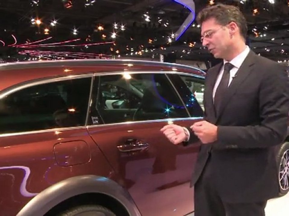 Peugeot revela o híbrido 508 RXH