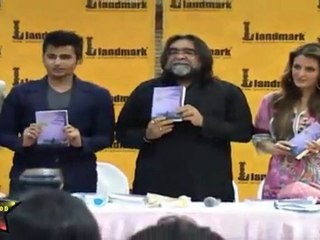 Sexy Priya Kataria & Prahlad Kakkar Unveils The Book "Truly Deeply Madly'