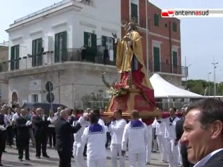 Tải video: TG 14.06.10 Bari, San Nicola torna a Santo Spirito