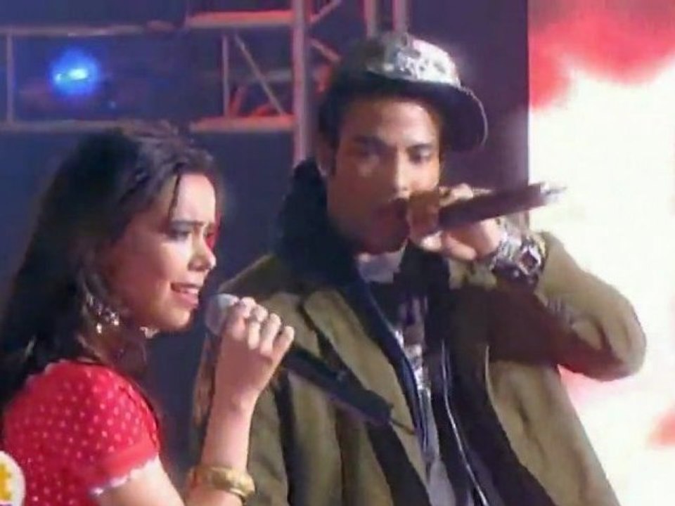 Beatriz Luengo y Yotuel Romero (Orishas)  - Hit Lerele Live en Hit Machine (Francia)