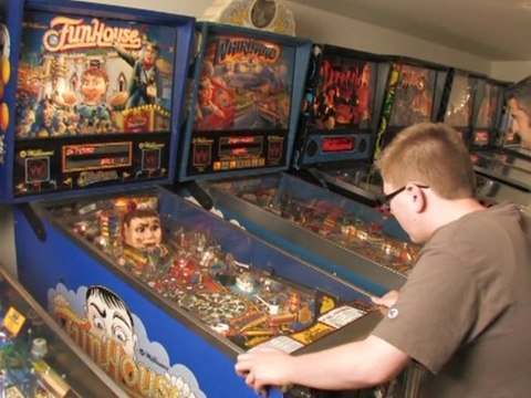 The last pinball wizards keep game alive