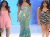 Sexy Babe Shows Her Sexy Legs & Booty At IIJw 2011