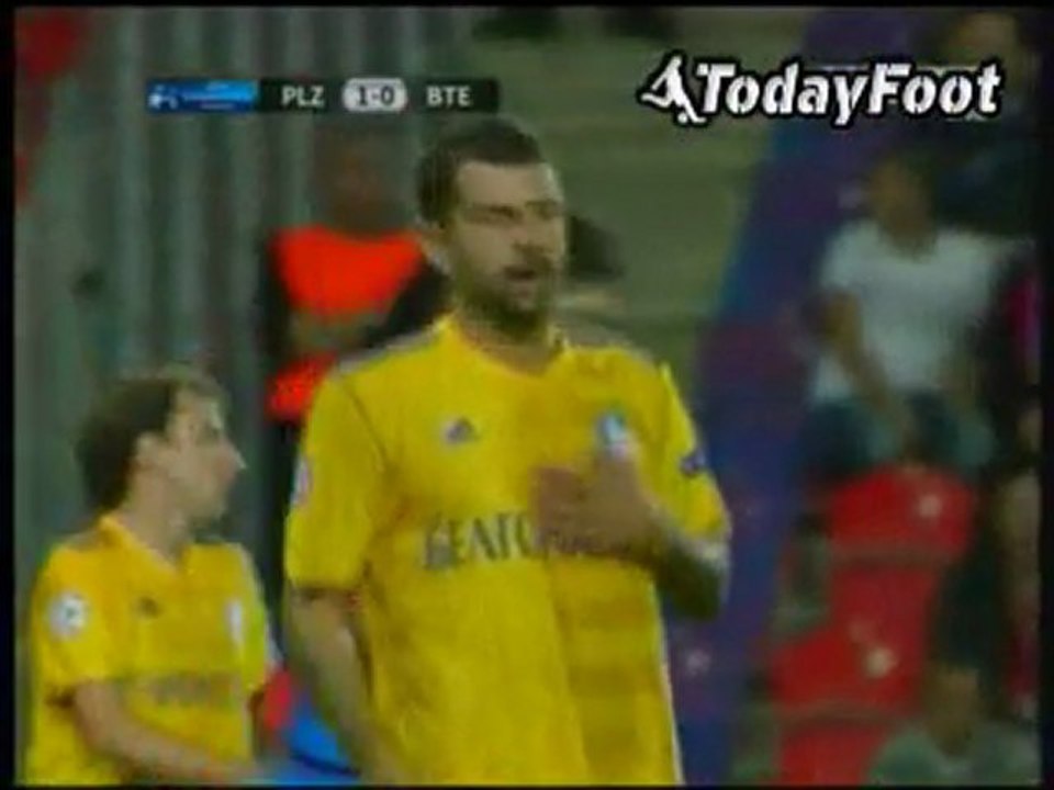 www.todayfoot.com Vik 1-1 BAT 13/09/2011