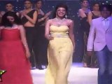 Super Sexy Kajal Agrwal SHows Her Deep Cleavage At IIJW 2011