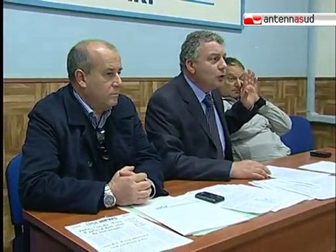 TG 05.11.10 Il sindacalista Ugl sospeso dalla Regione non ferma la sua protesta