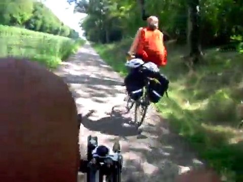 velo couche depasse velo