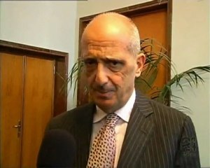 Download Video: CN24 | CROTONE | Intimidazione al sindaco. La città vicina a Vallone