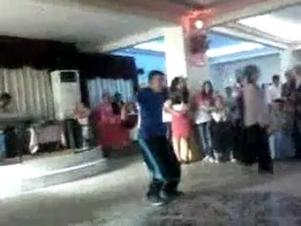 PisLickene Breakdans Şov!