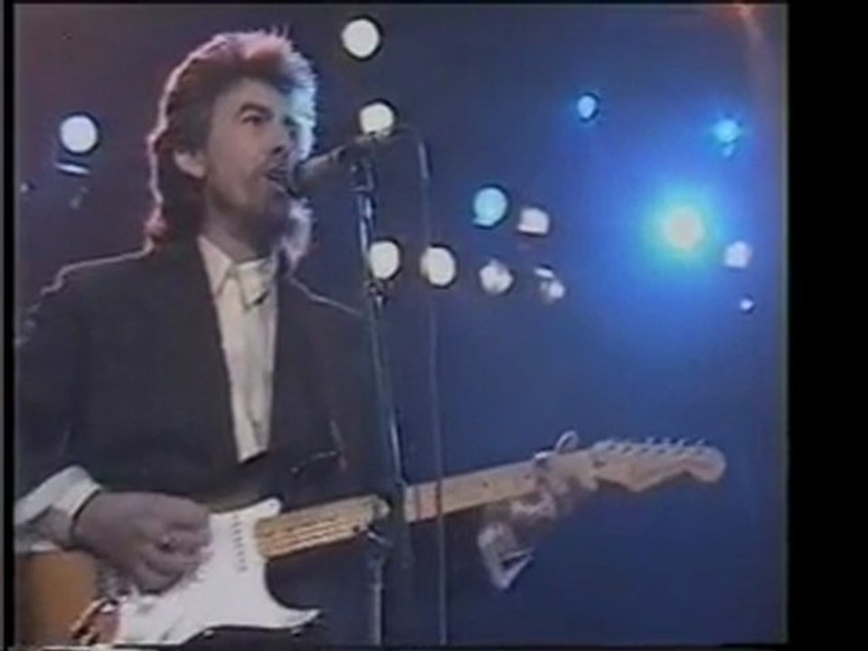 The Beatles - While My Guitar Gently Weeps[George Harrison  Eric Clapton Phil Collins Ringo Starr