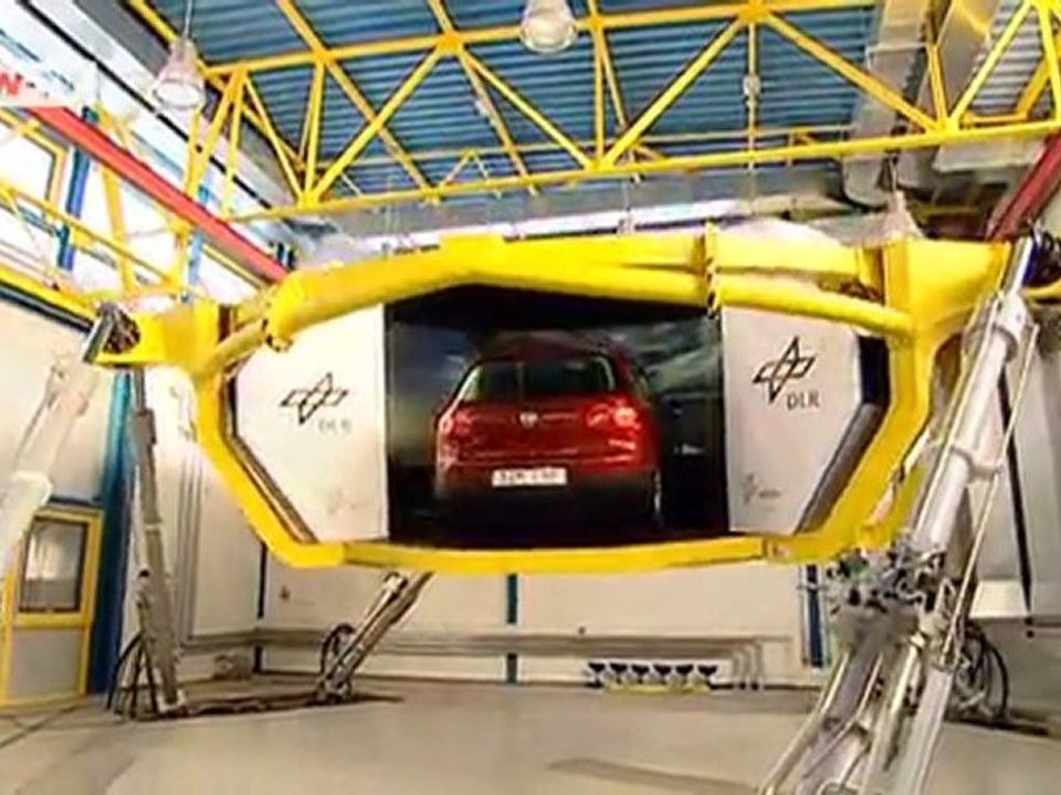 The future of motoring: tomorrow’s smart traffic world | made in germany