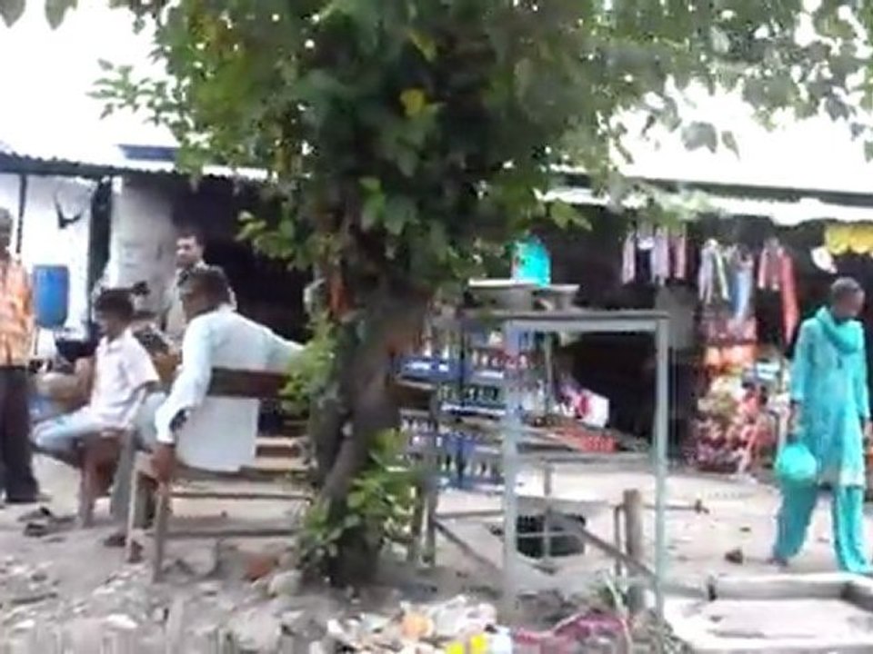 y se passe des trucs.MP4