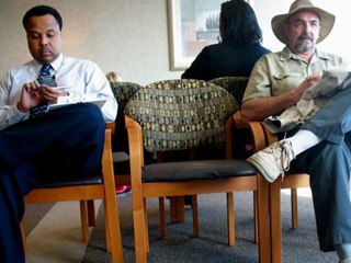 Credit Scores Explained. Jenny buys a car.