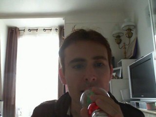 Wiwi égratigne "une autre brique dans le mur"