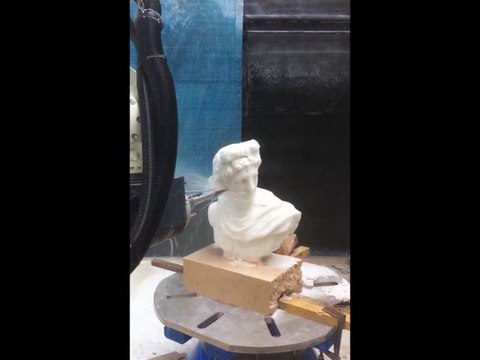 Sculpture au robot MARBRERIE D'ART CAUDRON / MONTREUIL (93100)