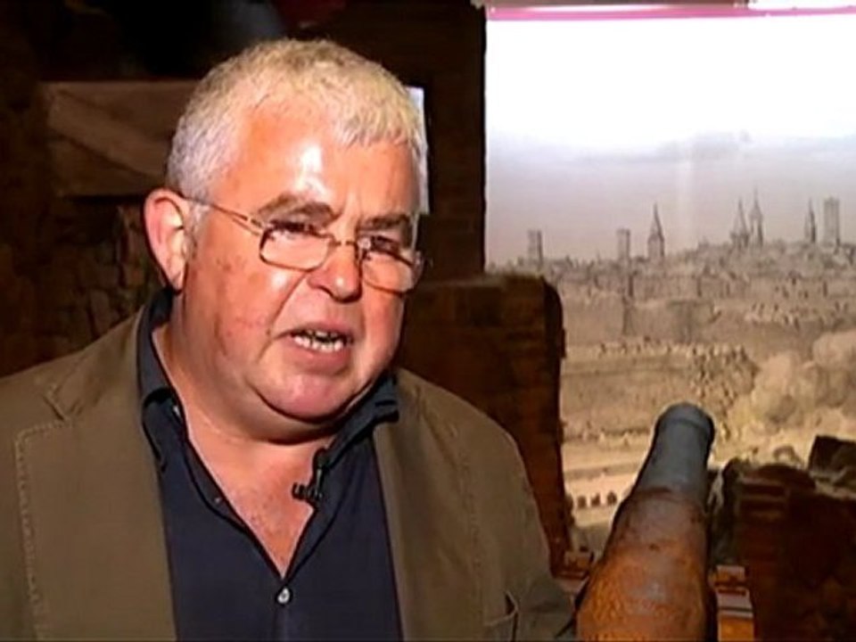 TV3 - Telenotícies - Els 14 mesos de setge, per Alcoberro