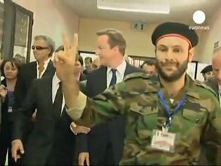 Cameron e Sarkozy in Libia. "Abbiamo un destino in comune"