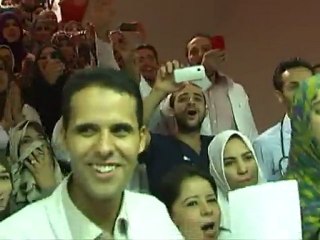 Libya's new leaders welcome Cameron, Sarkozy