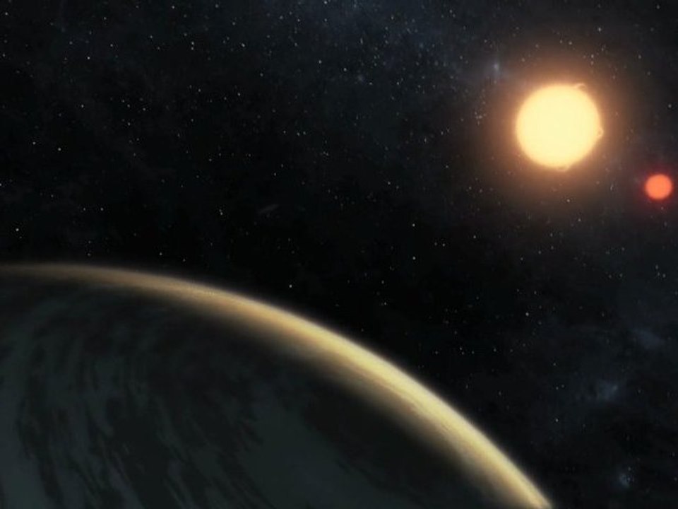 Une planète aux deux soleils