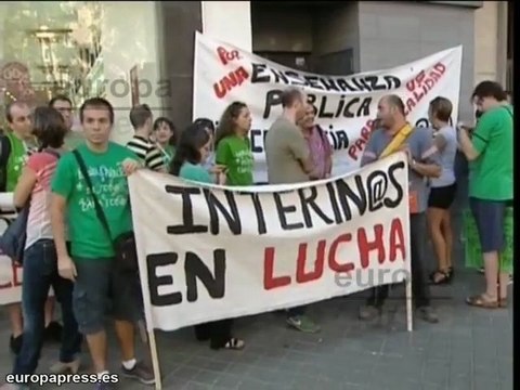 Concentración de los interinos 'no renovados'
