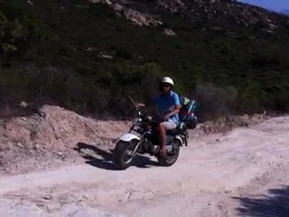 Van van dans le desert des Agriates (corse)