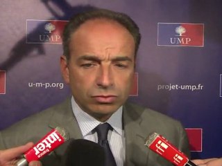 Débat PS: "aucune proposition courageuse en 3 heures" , estime Copé