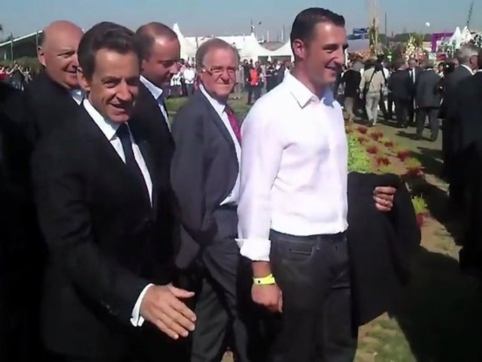 Sarkozy rencontre Régis !