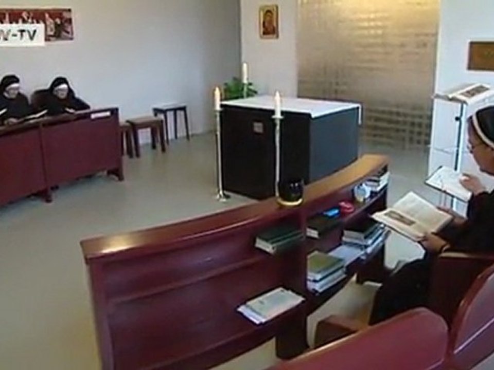 Awaiting the pope | Video of the day