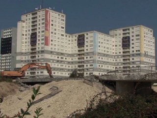 AGORA L'EMISSION 135 : RENOVATION URBAINE DES NOUVELLES RESIDENCES : LES PONTS SONT DEMOLIS !