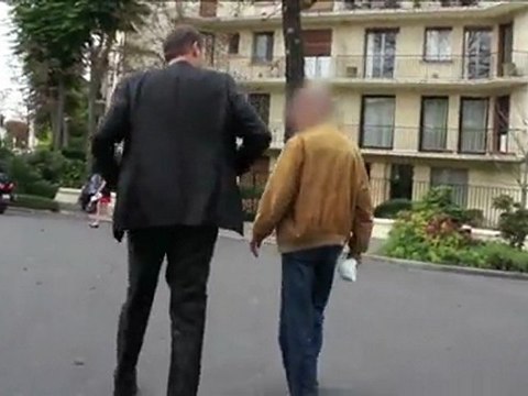 Perrin Président: Liliane Bettencourt, tu me prêtes 100000€ ?